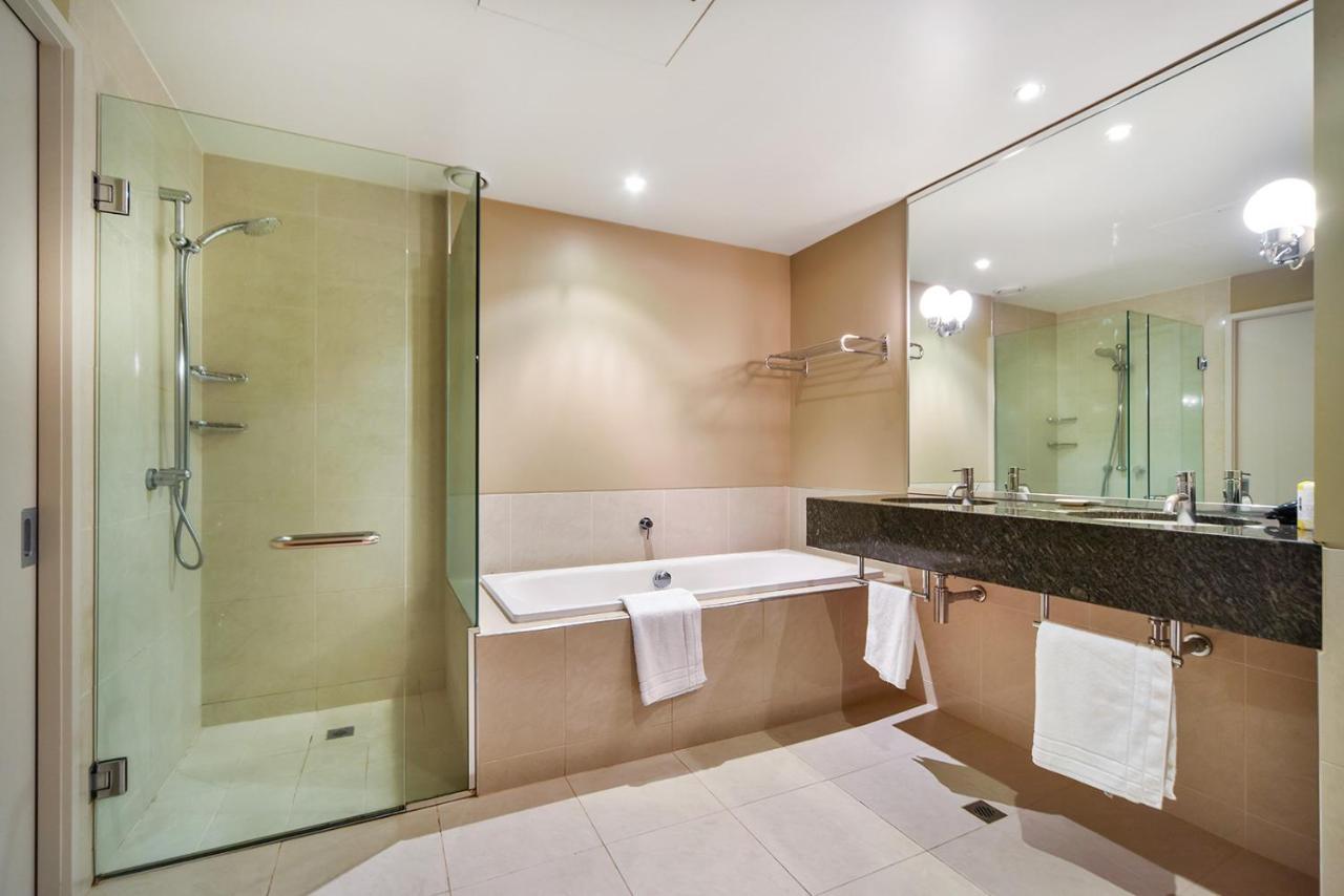 Qv Modern Apt In Cbd W Carpark-868 Окленд Экстерьер фото