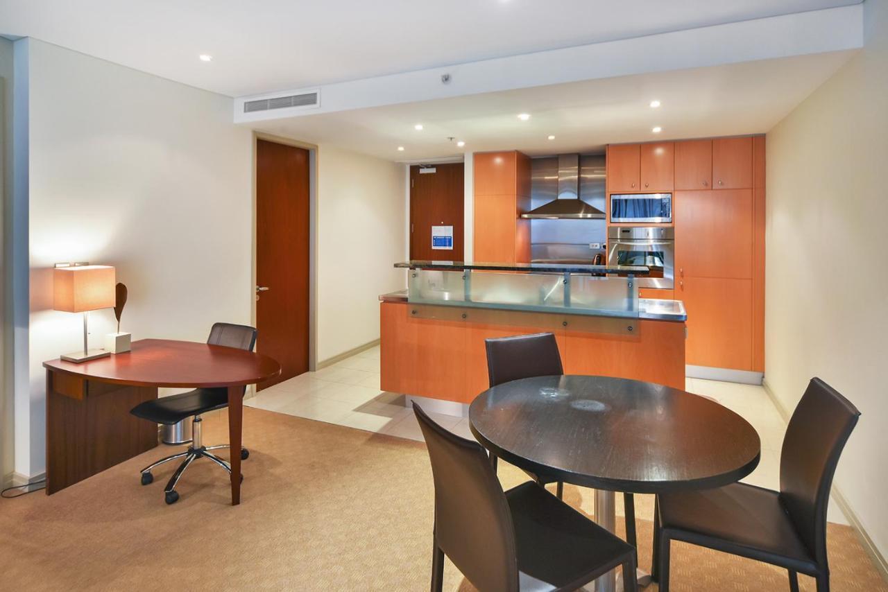 Qv Modern Apt In Cbd W Carpark-868 Окленд Экстерьер фото