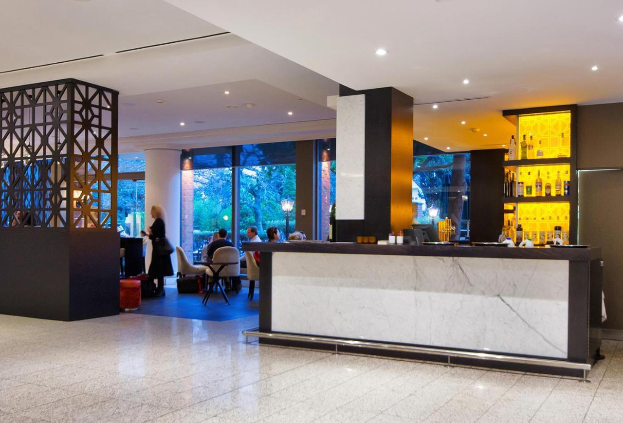 Qv Modern Apt In Cbd W Carpark-868 Окленд Экстерьер фото
